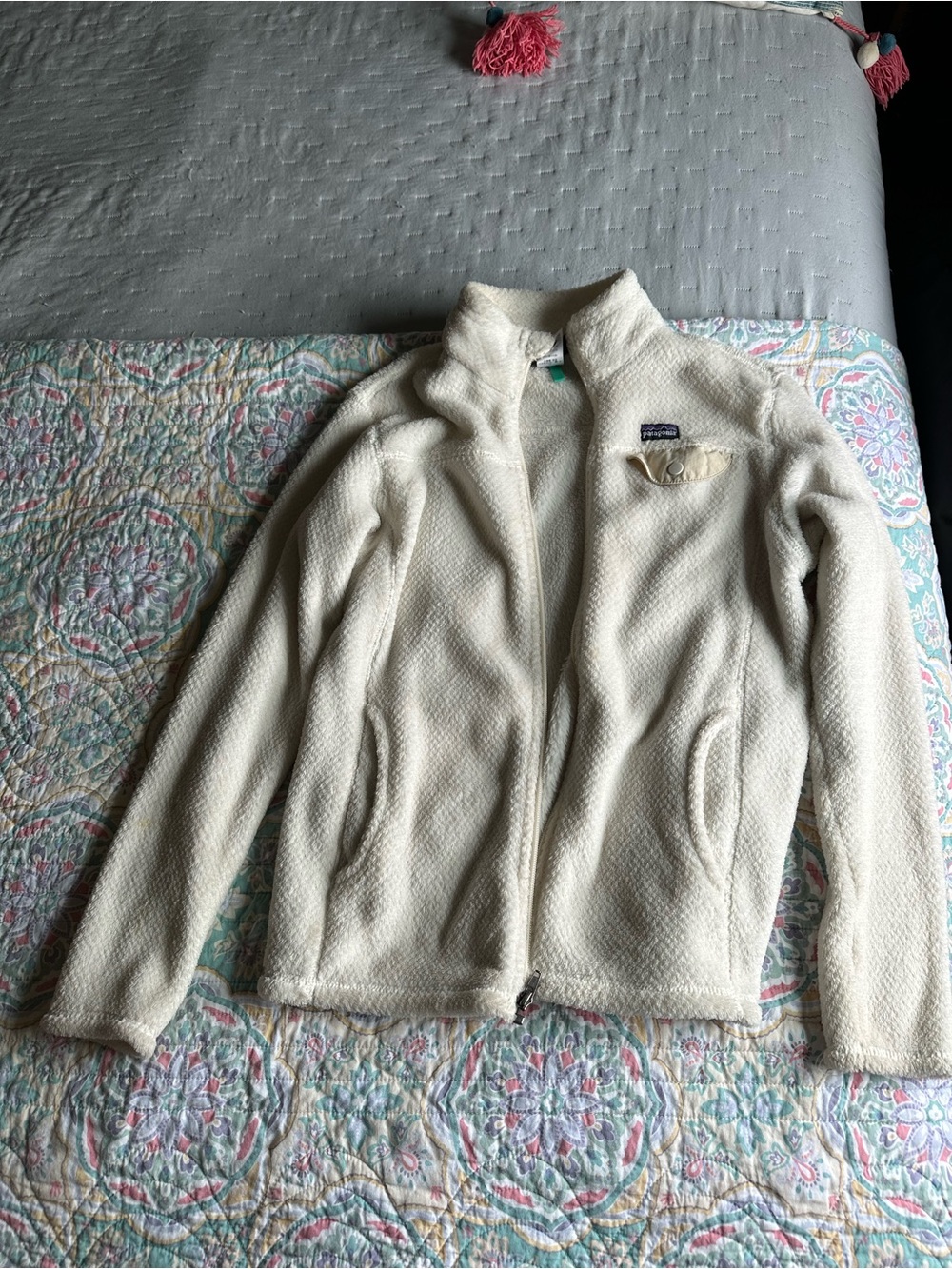 Patagonia Girl’s Ivory Zip-Up Teddy Fleece Jacket